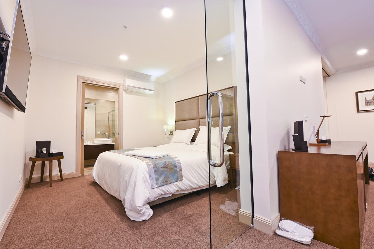 Clarendon Hotel Melburne Exterior foto